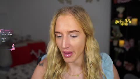 Snapshot of nicolette__shea_ chatting on December 2024 08:58:02 AM nicolette__shea_ online show from December 2024 08:58:02 AM