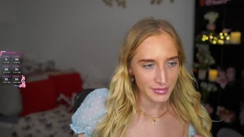 Snapshot of nicolette__shea_ chatting on December 2024 03:04:01 PM nicolette__shea_ online show from December 2024 03:04:01 PM