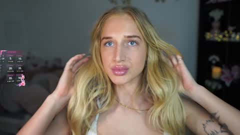 Snapshot of nicolette__shea_ chatting on January 2025 02:03:01 PM nicolette__shea_ online show from January 2025 02:03:01 PM