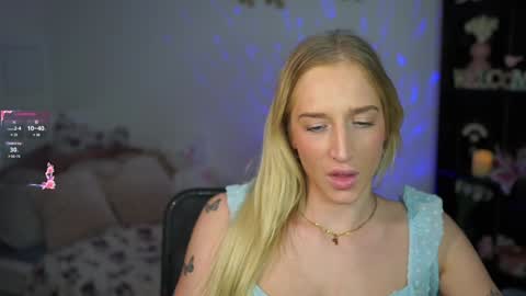 Snapshot of nicolette__shea_ chatting on January 2025 05:12:02 PM nicolette__shea_ online show from January 2025 05:12:02 PM