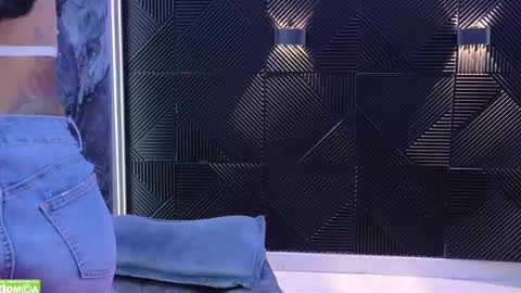 Nicoll  Independent model online show from March 2025 05:17:02 PM