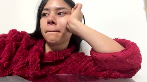 Nicoll  Independent model online show from March 2026 04:18:01 AM