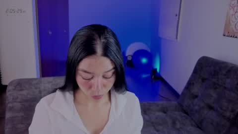 Nicoll  Independent model online show from May 2026 07:05:01 AM