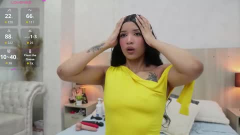 Snapshot of nicolle_alvarez chatting on May 2026 11:26:02 AM Nicolle Alvarez online show from May 2026 11:26:02 AM