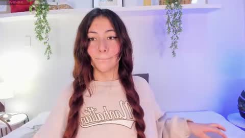 Snapshot of nicolle_evanss_ chatting on June 2026 03:26:01 AM nicolle_evanss_ online show from June 2026 03:26:01 AM