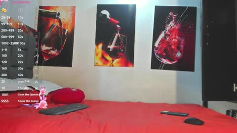 nicolle_hanks1 online show from October 2025 01:24:02 AM