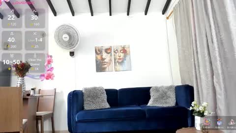 Nicolle Lima online show from October 2025 06:08:01 PM