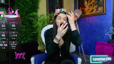 Nicolle online show from March 2026 10:37:02 AM