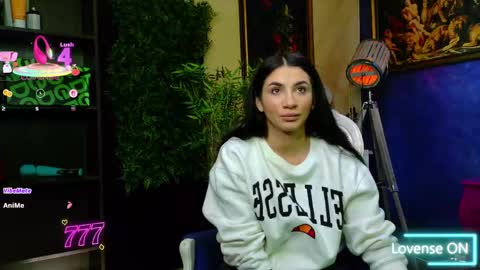 Nicolle online show from April 2026 10:14:02 AM