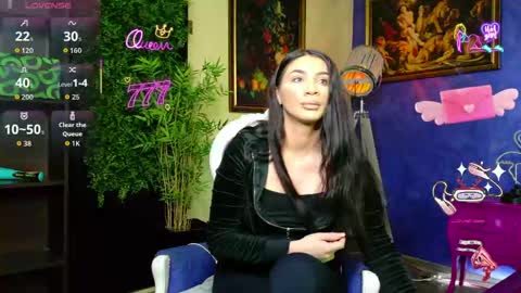 Nicolle online show from May 2026 06:54:01 AM