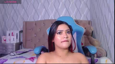 Snapshot of nicolletaylorq chatting on February 2025 03:19:01 AM Nicolle Miley online show from February 2025 03:19:01 AM