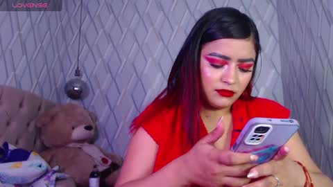 Snapshot of nicolletaylorq chatting on February 2025 05:29:02 AM Nicolle Miley online show from February 2025 05:29:02 AM