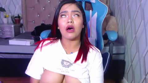 Snapshot of nicolletaylorq chatting on February 2025 11:54:01 AM Nicolle Miley online show from February 2025 11:54:01 AM