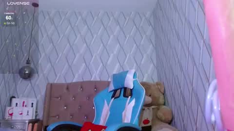 Snapshot of nicolletaylorq chatting on February 2025 06:47:02 AM Nicolle Miley online show from February 2025 06:47:02 AM