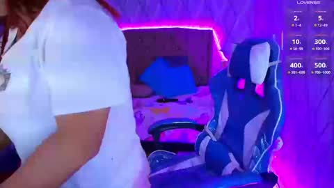 Snapshot of nicolletaylorq chatting on September 2025 04:05:01 AM Nicolle Miley online show from September 2025 04:05:01 AM