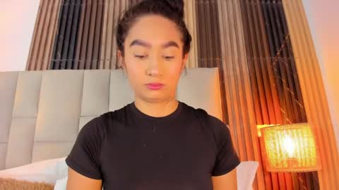 Snapshot of nicolqueen_ chatting on April 2026 11:11:02 AM NICOL online show from April 2026 11:11:02 AM