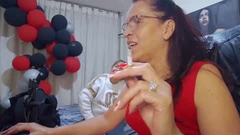 nicoltatiana_ online show from April 2026 12:05:02 AM