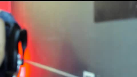 Snapshot of nicolvibes_212 chatting on November 2025 07:19:02 PM Nicol online show from November 2025 07:19:02 PM