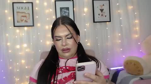 Snapshot of nicoobaby chatting on January 2025 11:43:01 PM nicoobaby online show from January 2025 11:43:01 PM