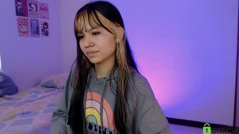 NicoRobin777 online show from April 2026 01:23:01 PM