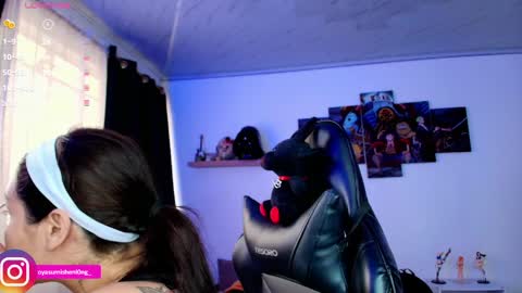 Lizzie online show from April 2026 09:48:01 PM