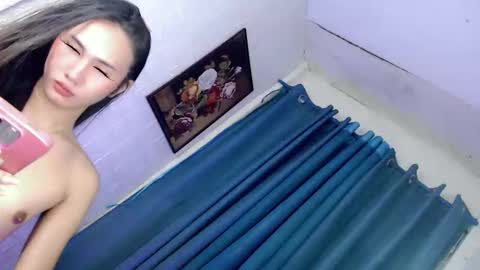 Snapshot of night_crystal1111 chatting on February 2026 07:13:02 AM night_crystal1111 online show from February 2026 07:13:02 AM