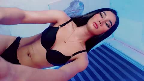 night_crystal1111 online show from May 2026 02:57:02 PM