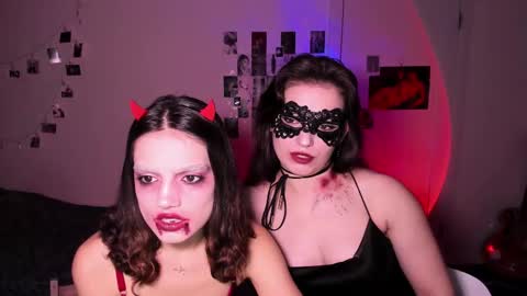 Snapshot of nightfloatt chatting on October 2025 05:14:01 PM Daisy online show from October 2025 05:14:01 PM