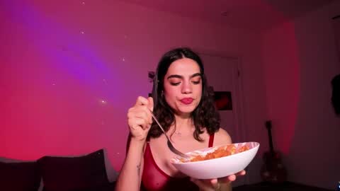 Snapshot of nightfloatt chatting on November 2025 09:22:01 AM Daisy online show from November 2025 09:22:01 AM