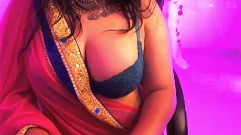 Snapshot of nightqueen107446 chatting on February 2025 05:14:02 AM nightqueen107446 online show from February 2025 05:14:02 AM