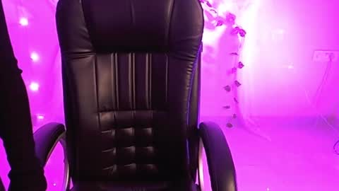 Snapshot of nightqueen107446 chatting on February 2025 05:12:02 AM nightqueen107446 online show from February 2025 05:12:02 AM