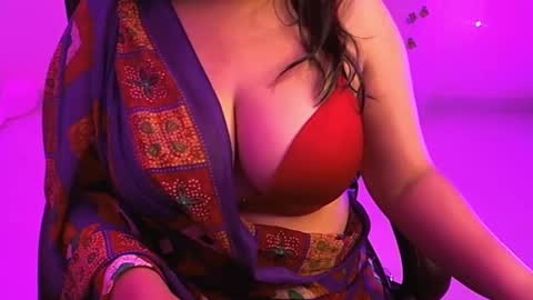 Snapshot of nightqueen107446 chatting on March 2025 11:10:02 AM nightqueen107446 online show from March 2025 11:10:02 AM