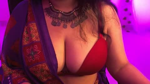 Snapshot of nightqueen107446 chatting on October 2025 02:09:01 AM nightqueen107446 online show from October 2025 02:09:01 AM