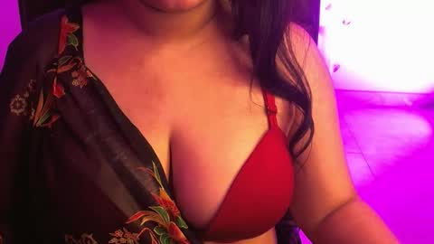 Snapshot of nightqueen107446 chatting on November 2025 05:50:02 AM nightqueen107446 online show from November 2025 05:50:02 AM