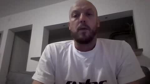 nighttime online show from September 2025 05:40:02 PM