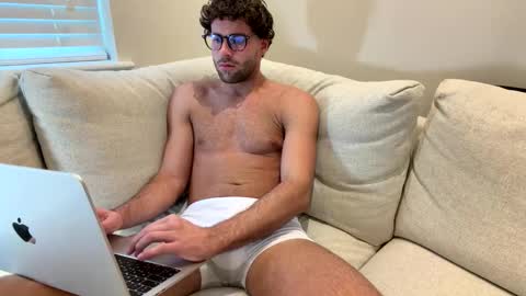 Snapshot of nightvyre chatting on March 2026 03:58:01 PM nightvyre online show from March 2026 03:58:01 PM