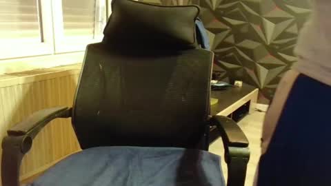 niglo620 online show from April 2026 01:36:02 PM