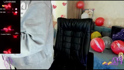 Snapshot of nigo_nika chatting on February 2025 12:48:02 PM nigo_nika online show from February 2025 12:48:02 PM