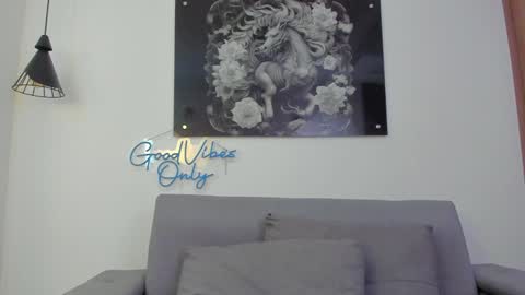 Snapshot of niickcooper chatting on December 2024 08:38:02 PM Niick online show from December 2024 08:38:02 PM