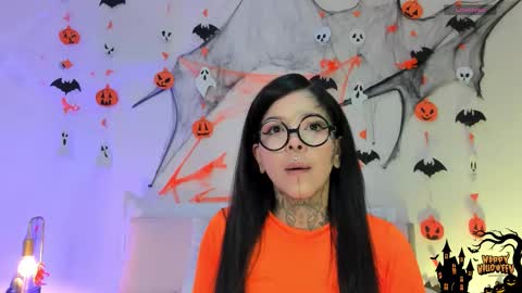 Snapshot of niinaink chatting on October 2025 11:36:01 AM NINAINK online show from October 2025 11:36:01 AM