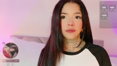 Snapshot of niinaink chatting on November 2025 01:33:02 PM NINAINK online show from November 2025 01:33:02 PM