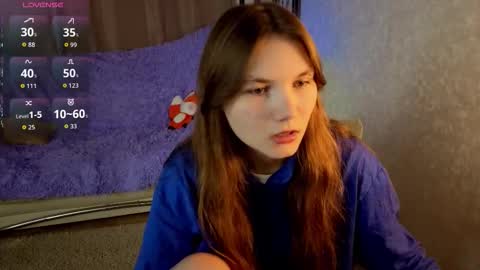 Nika online show from September 2025 07:04:01 PM