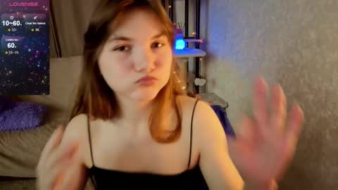 Nika online show from November 2025 08:13:02 PM