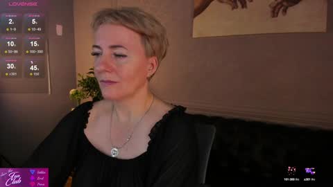 Snapshot of nika_smit chatting on December 2024 11:57:02 AM Nika online show from December 2024 11:57:02 AM