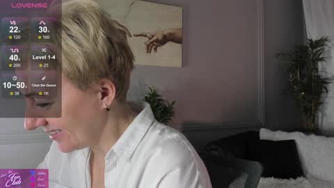 Snapshot of nika_smit chatting on January 2025 05:26:02 AM Nika online show from January 2025 05:26:02 AM