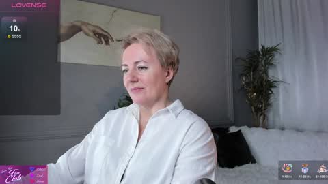 Snapshot of nika_smit chatting on February 2025 12:26:02 PM Nika online show from February 2025 12:26:02 PM