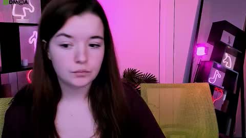 Snapshot of nika_still chatting on November 2025 12:38:01 PM Little Angel online show from November 2025 12:38:01 PM