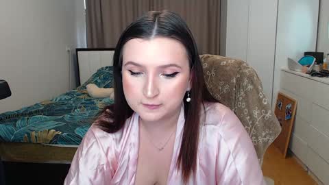 Snapshot of nikaking22 chatting on December 2024 09:18:01 AM nikaking22 online show from December 2024 09:18:01 AM