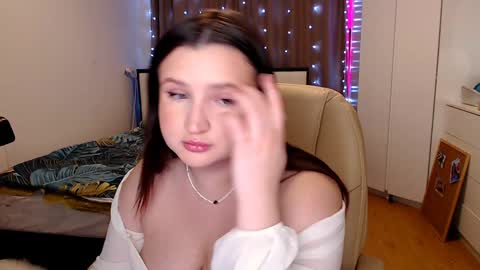 Snapshot of nikaking22 chatting on December 2024 11:40:01 PM nikaking22 online show from December 2024 11:40:01 PM