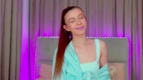 Nika online show from March 2026 07:42:02 PM